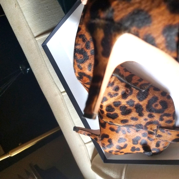 Veronica Beard; Leopard Bootie, 8.5 NWT - Picture 12 of 13